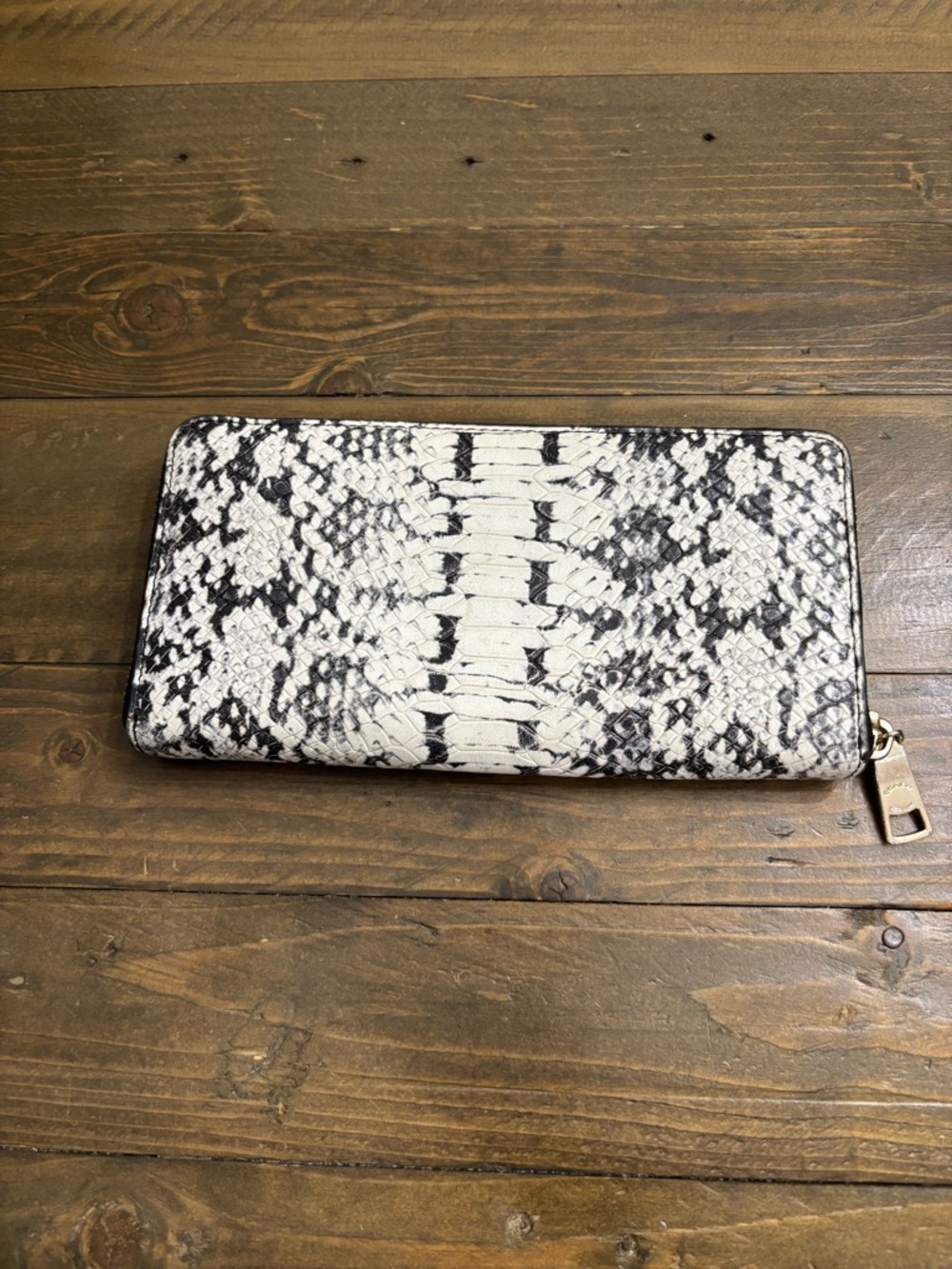 Coach Accordian Zip Wallet in Python-Embossed Leather - Picture 2 of 11